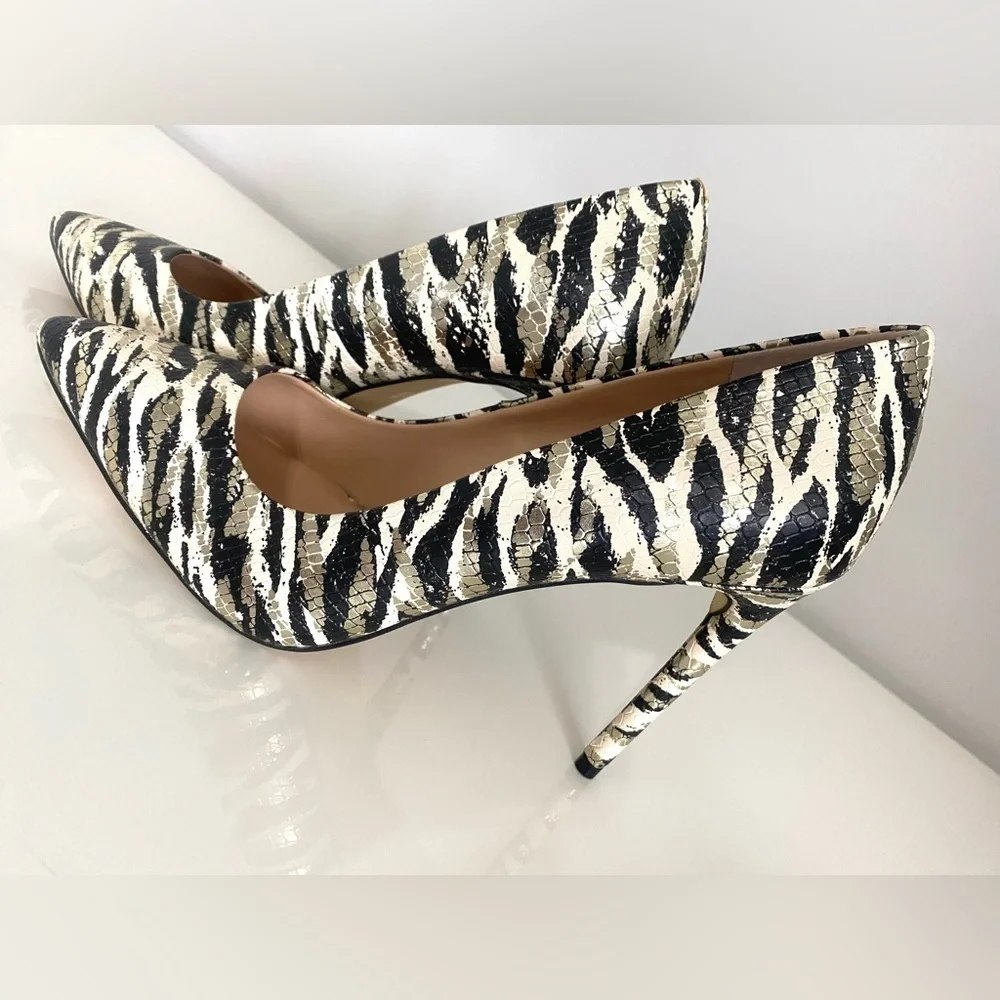 NWOT Jennifer López Heels